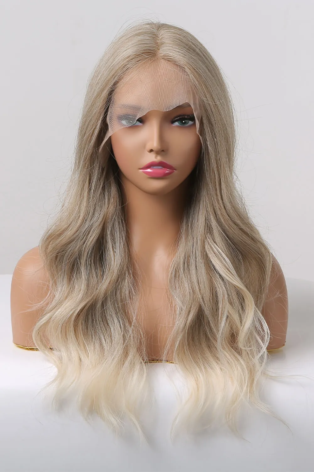 13*2" Lace Front Wigs Synthetic Long Wave 24" 150% Density in Medium Blonde Highlights