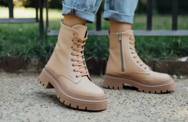 Botas Nude