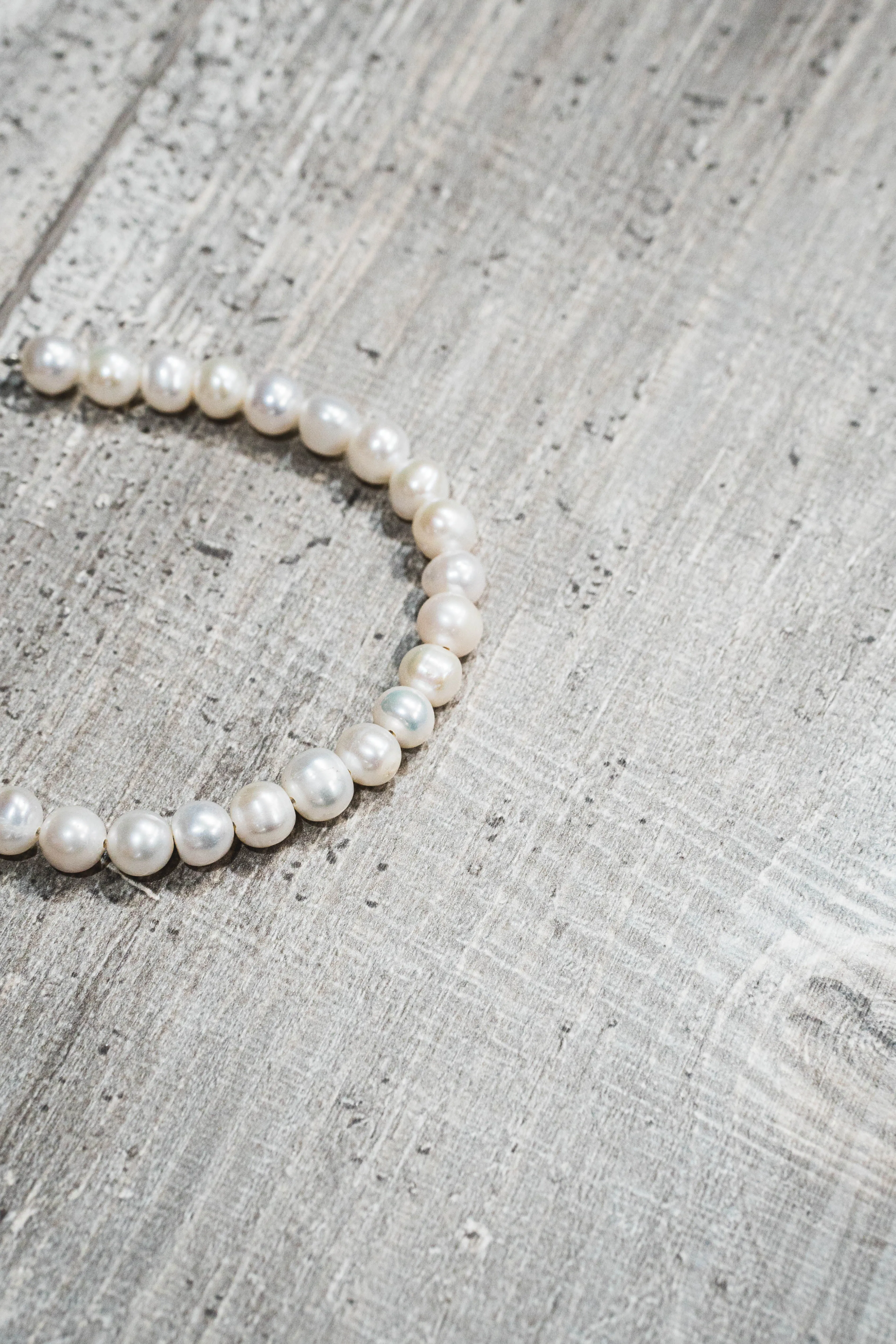 FRESH WATER PEARL BRACELET