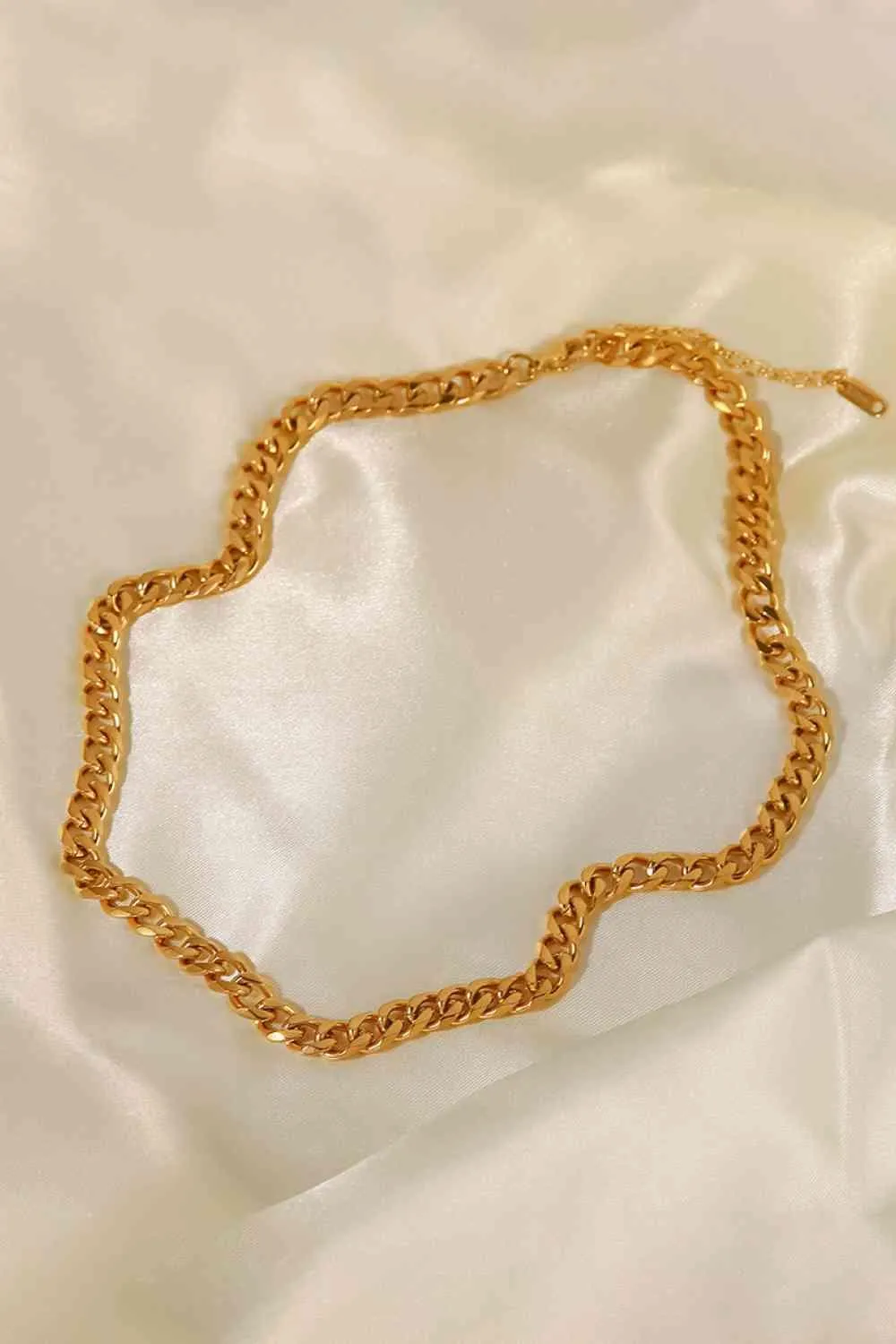 Minimalist 18K Gold Plated Curb Chain Necklace